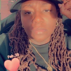 Meet your Posher, Shawna